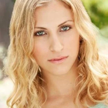 Ali Skye Bennet