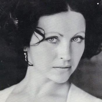 Алла Майкова