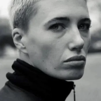 Anna Raisson