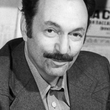 Аркадий Адамов
