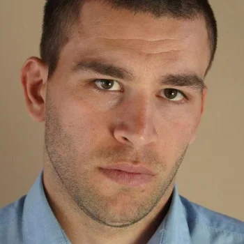 Аслан Томаев