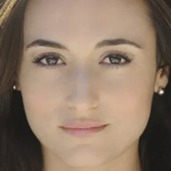 Carmen Cabrera