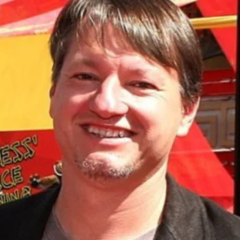 Cyrus Voris