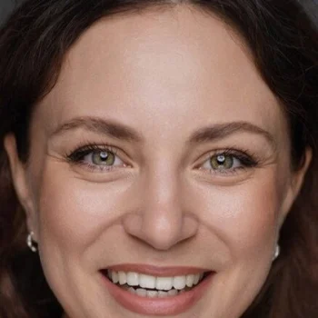 Елена Мельникова