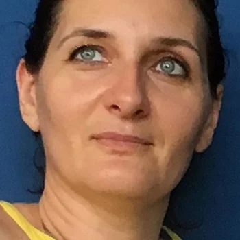 Елена Свеженцева
