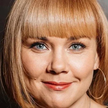 Елена Жданова