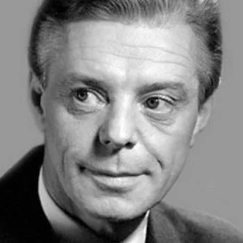 Глеб Стриженов