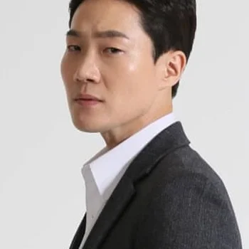 Kang Jun-seok