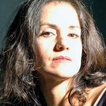 Lavínia Pannunzio
