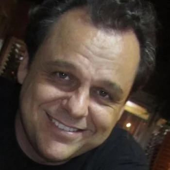 Luis Collar