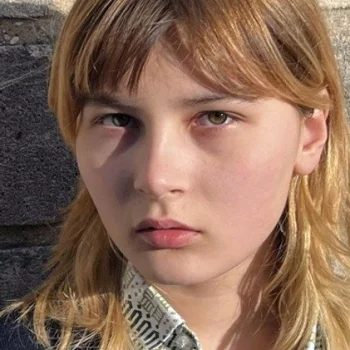 Luna Ho Poumey