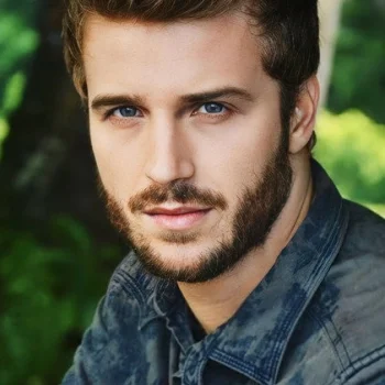 Miguel Thiré