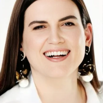 Miray Akovalıgil