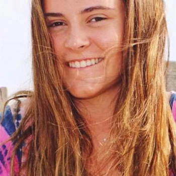Paola López