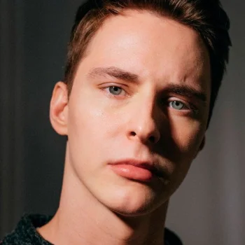 Павел Яшков