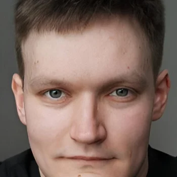 Роман Богомазов