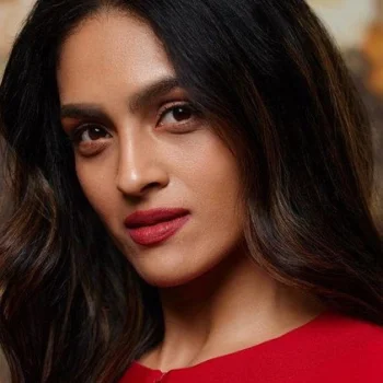Rukmini Vijayakumar
