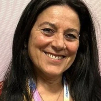 Sandra Lorenzano
