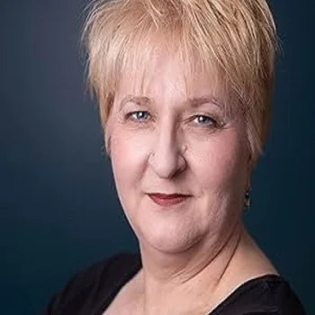 Tanya Saari
