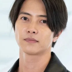 Tomohisa Yamashita