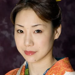 Miho Wakabayashi