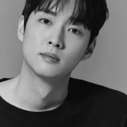 Kang Young-suk