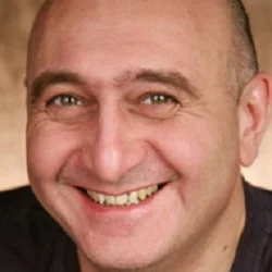Адам Булгучев
