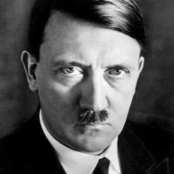 Адольф Гитлер