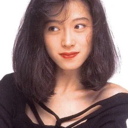 Akina Nakamori