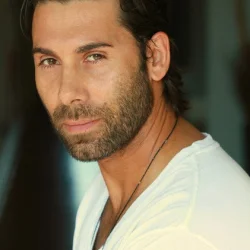 Alec Rayme