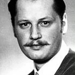 Александр Белошев