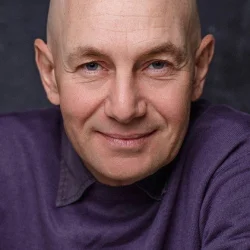 Александр Большаков