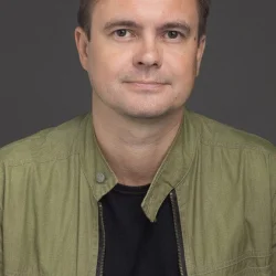 Александр Шестопалов