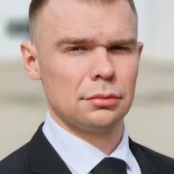 Алексей Градов