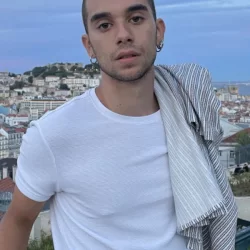 Alex Mola