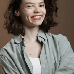 Alexandra Bob