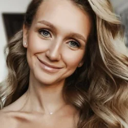 Алина Левда