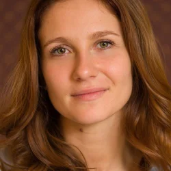 Aline Jones