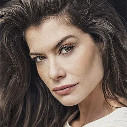 Alinne Moraes