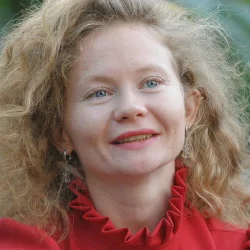 Алиса Олейник