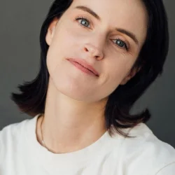 Andrea Grant