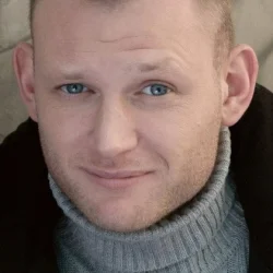 Андрей Фролов