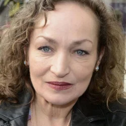 Angelika Bartsch