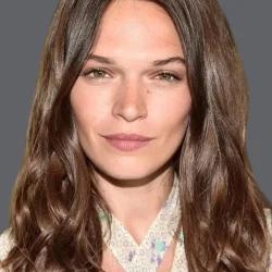 Анна Брюстер