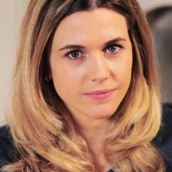 Anna Favella