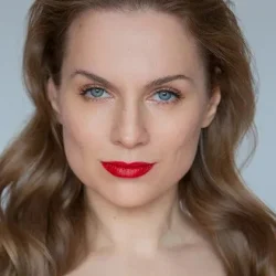 Анна Роскошная