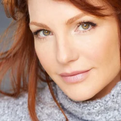 Anne Leighton