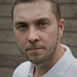 Антон Шурцов