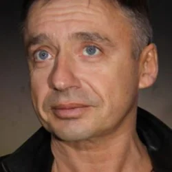 Антон Табаков