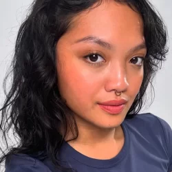 Anya Zen